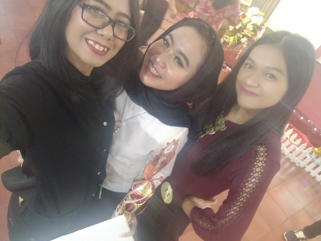 b71df20a-7b9e-4414-8b95-b85f3e013bd5